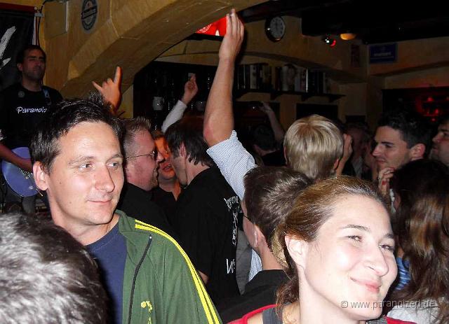 2011 Hands up at Kilians 029.jpg - Noch mehr Hände oben